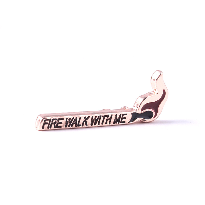 Twin Peaks Enamel Badge Brooch - Jeans Shirt Fashion For Men recension och pris